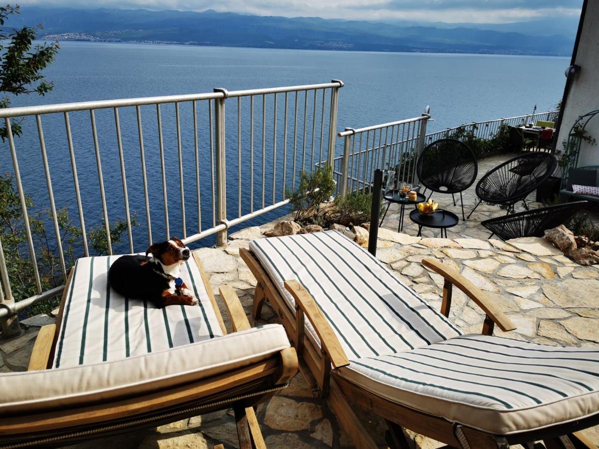 Vila Verbana Apartments Vrbnik  Esterno foto