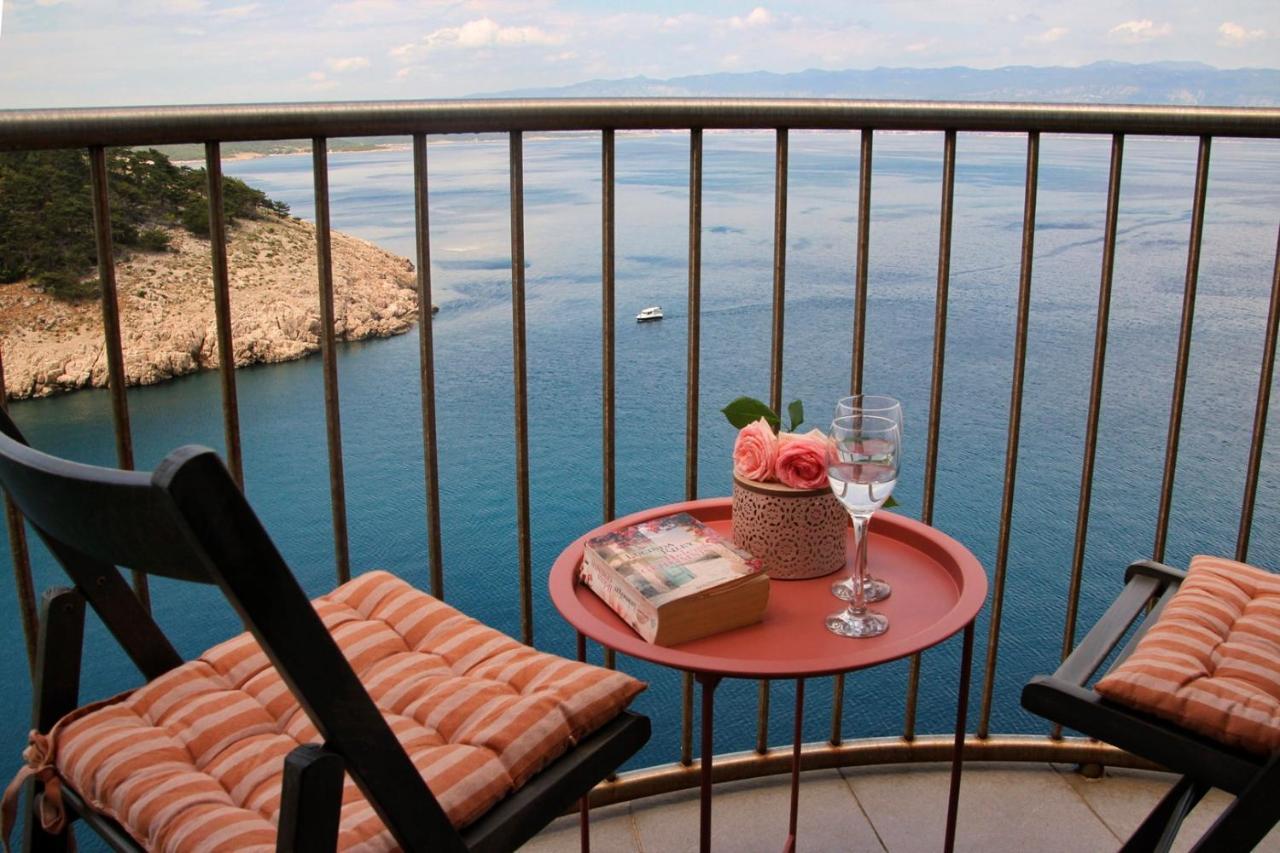 Vila Verbana Apartments Vrbnik  Esterno foto